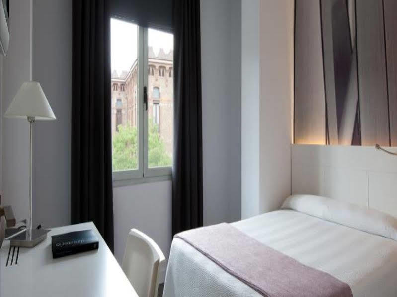 Nh Stadium 4* Barcelone