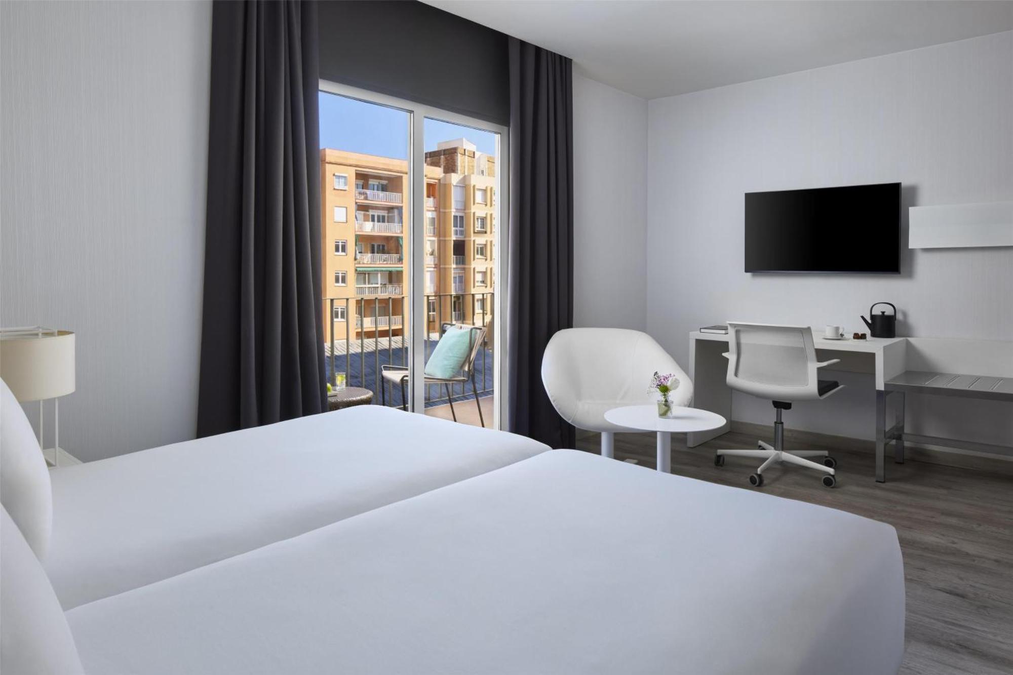Hotel Nh Stadium 4*