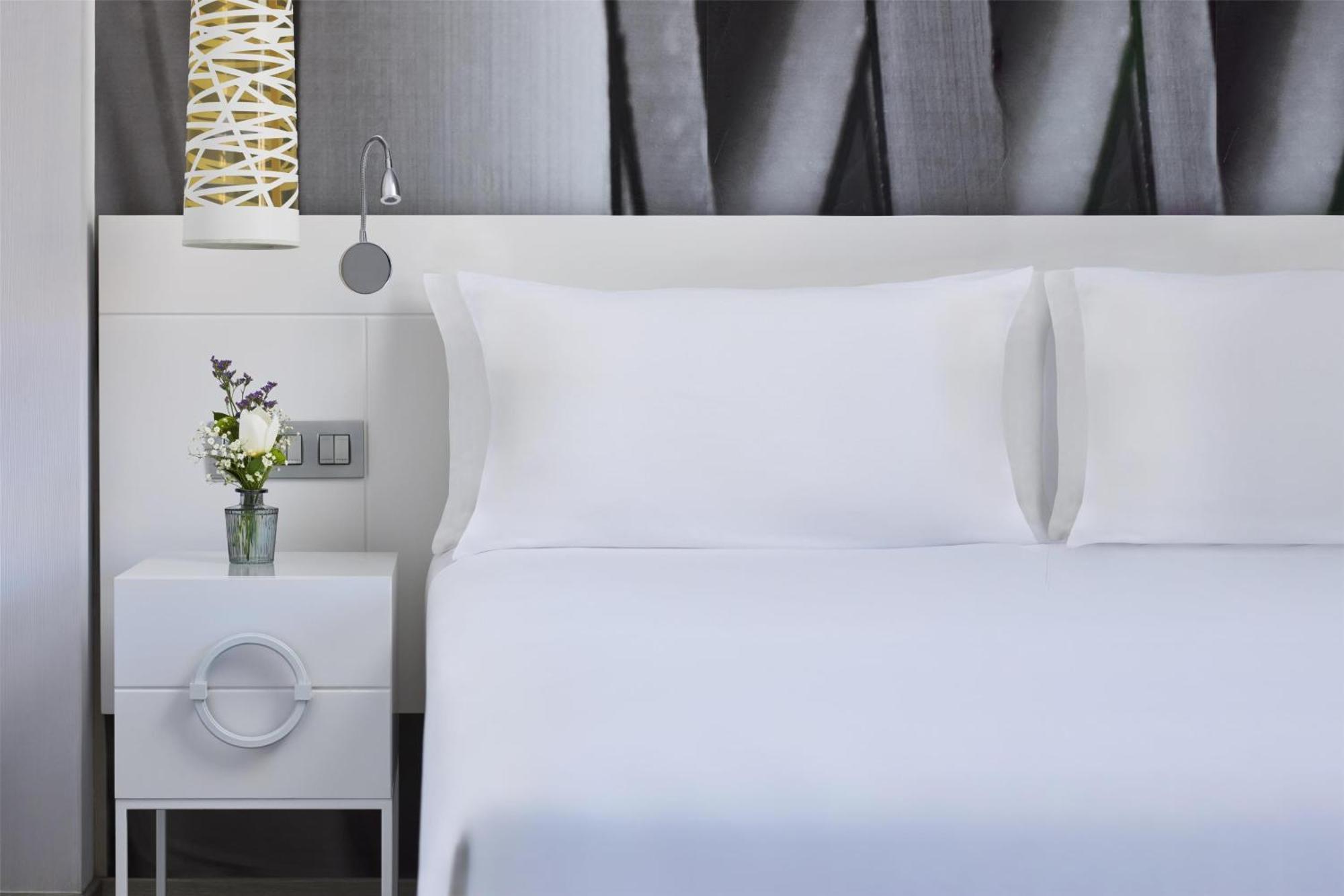 Hotel Nh Stadium 4*